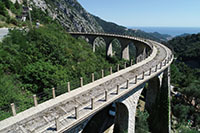 Balade en famille autour de Balade familiale et ludique à Castillon  dans le 06 - Alpes Maritimes